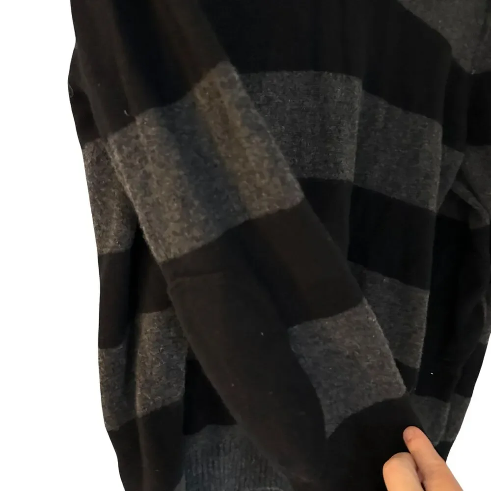 J. Crew‎ Re-imagined Black and Grey Striped 100% Lambs Wool Pullover Sweater M